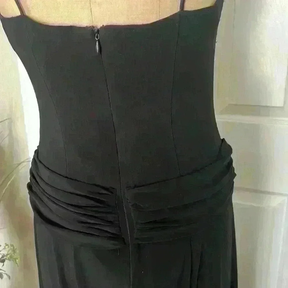 Dave and Jonny Black Long evening dress w/Pearls and Rhinestone detail. - Picture 12 of 16